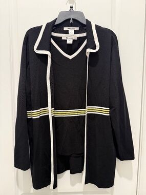 NyGard COLLECTION - V-NECK TOP WITH CARDIGAN PRE-OWNED
